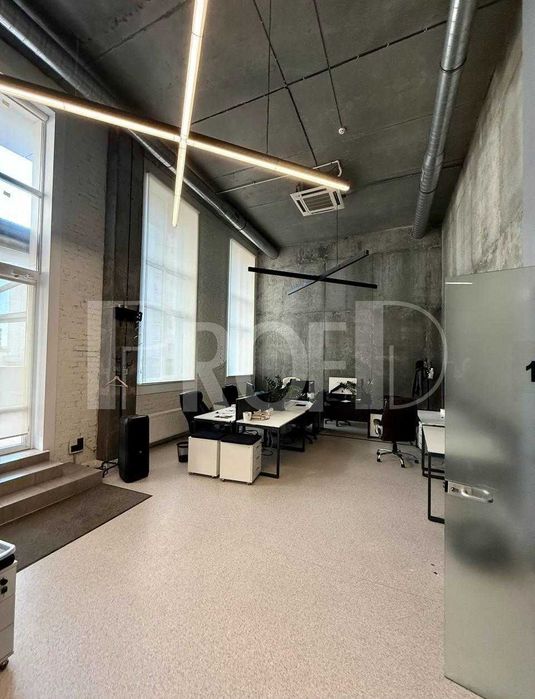 OPEN SPACE + кабінети в стилі LOFT (1000 м2)