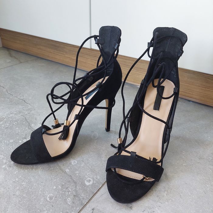 Wyjątkowe sandały miss selfridge