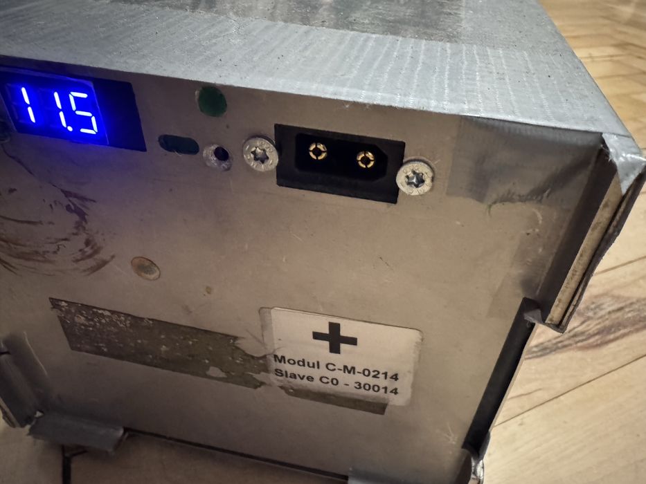 Батарея  12.6v-137ah на Samsung sdi