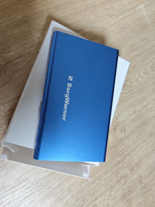 Power bank 4000mAh nowy