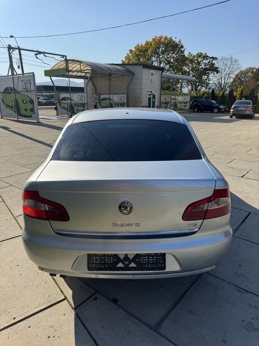 skoda superb 2011