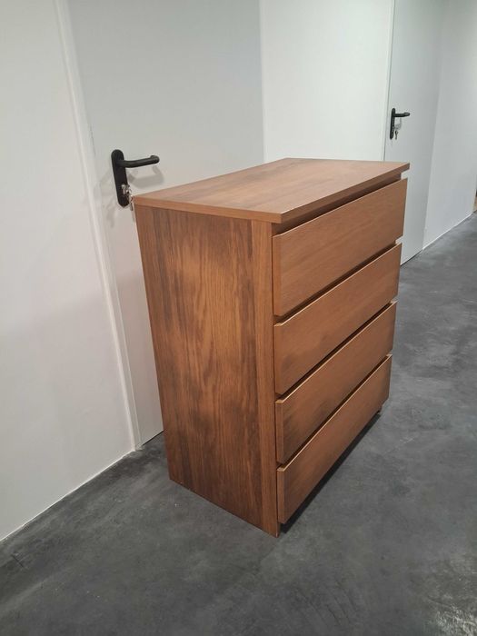 Comoda ikea 4 gavetas efeito carvalho