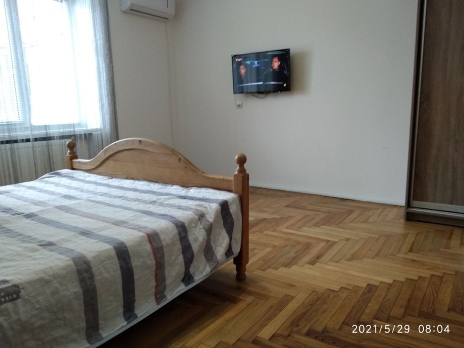 2-х кім. квартира  в  Берегово Вільно З  25-2 ЖОВТНЯ