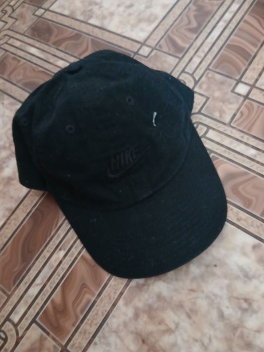 2 кепки Nike чорних