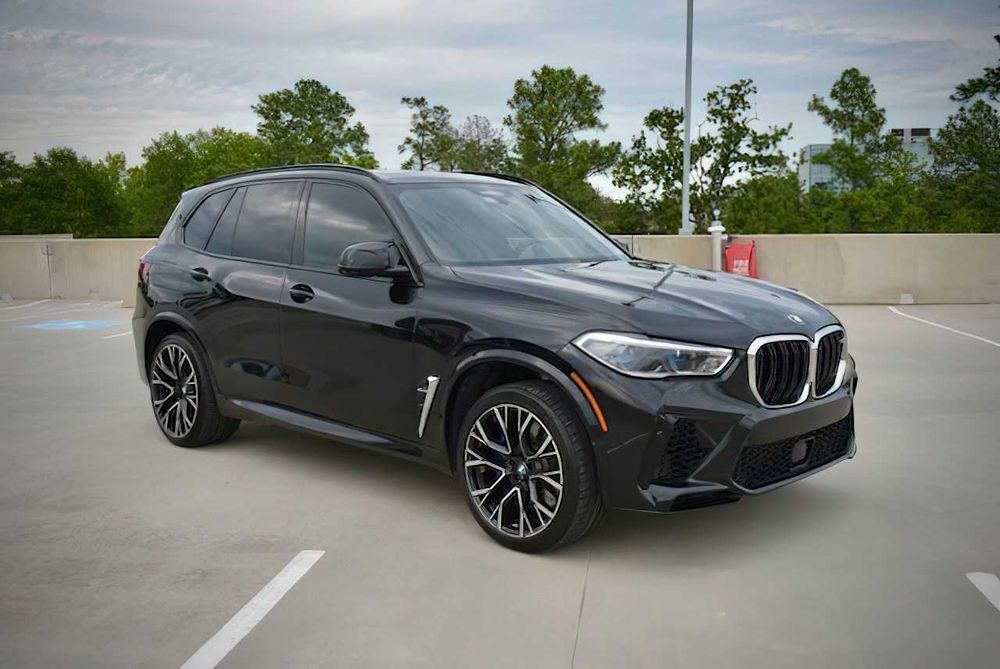BMW X5 M50i      2021