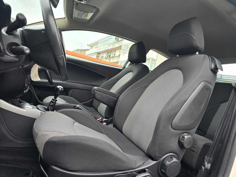 Alfa romeo mito 1.3 jtdm 85cv distintivo