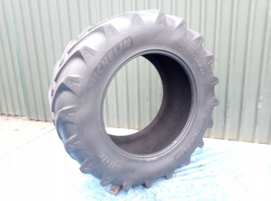 Opona Michelin 710/60 - R 42 Xeobib Vf