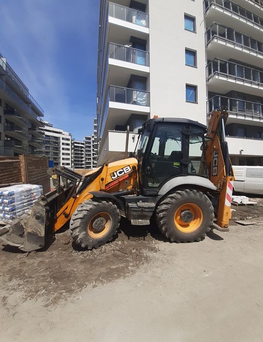 Wynajem koparko ładowarki z operatorem