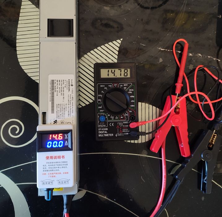 Зарядний пристрій для акумулятор Зарядний пристій  12В 50А. LiFePo4