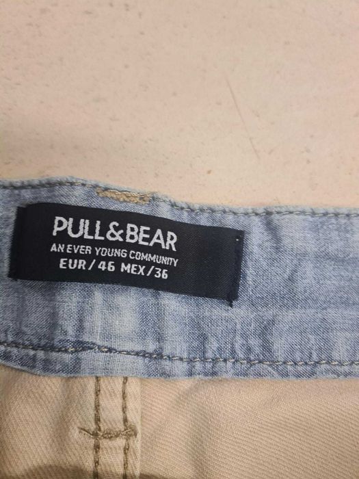 Calções ganga bege da Pull & Bear