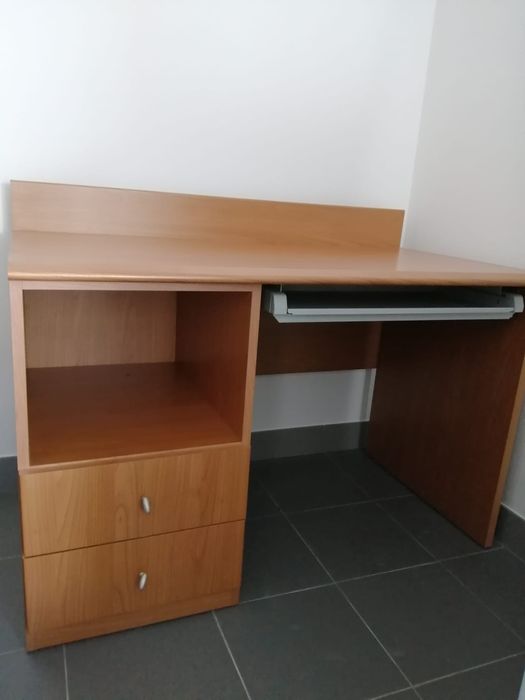 Secretária Interforma em cerejeira