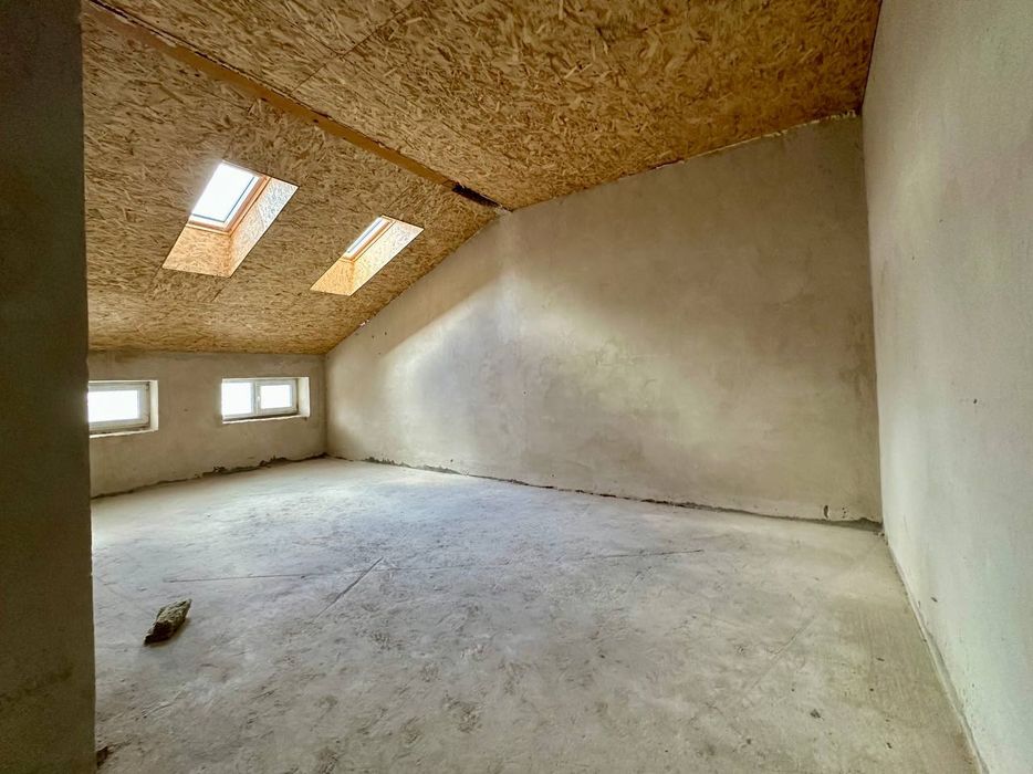 Продаж квартири площею 131.21м² за супер ціною! Є Газ