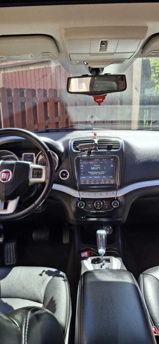 Sprzedam FIAT FREEMONT 7 osobowy