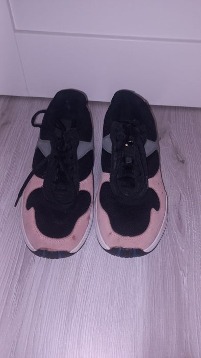 Buty sportowe damskie rozmiar 40