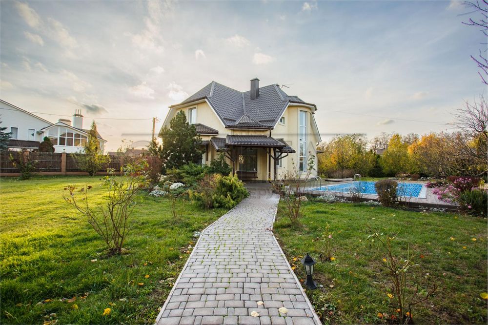 Продаж будинку, Польова , Гора