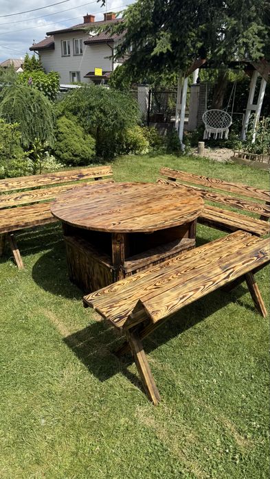 Zestaw mebli ogrodowych.