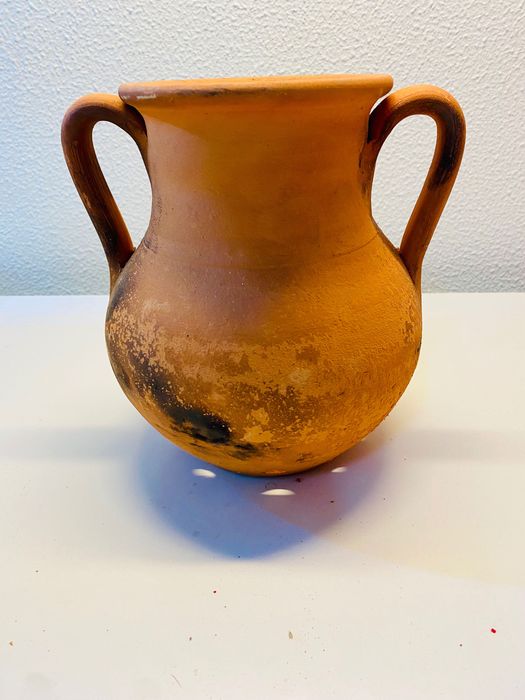 Assador de castanhas de barro