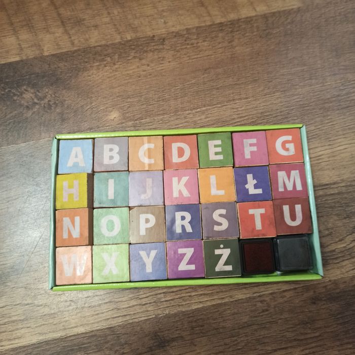 Układanka kostka po kostce + stempelki literkowe