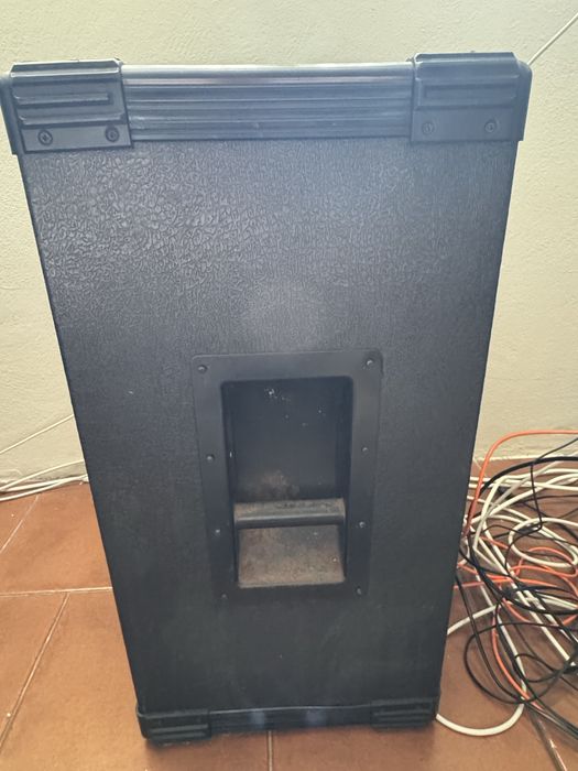 Colunas exteriores ACG passivas 285w cada