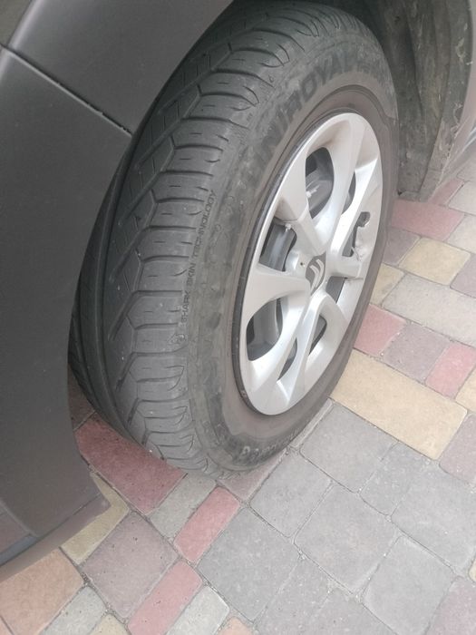 Автомобіль Ситроен С3