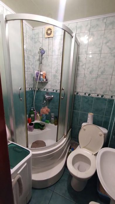 Срочно!Продажа 2 ком гостинки,Одесская,Пер.Зерновой,свой с/у и кухня