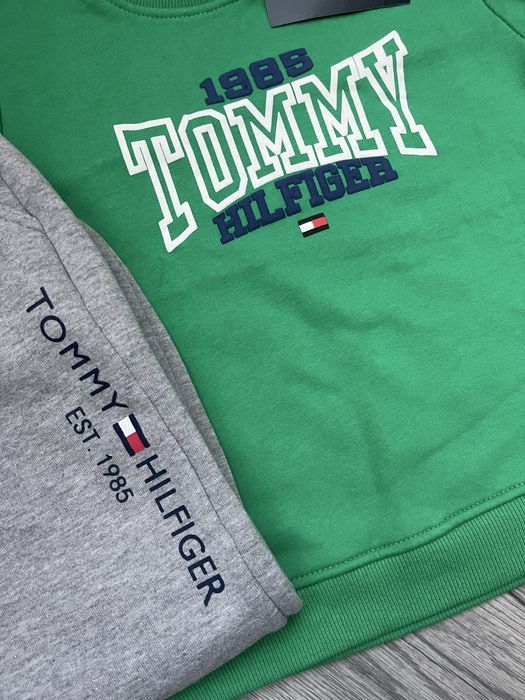 Дитячий костюм Tommy Hilfiger. Розмір на 8 років (128 см). НОВИЙ.