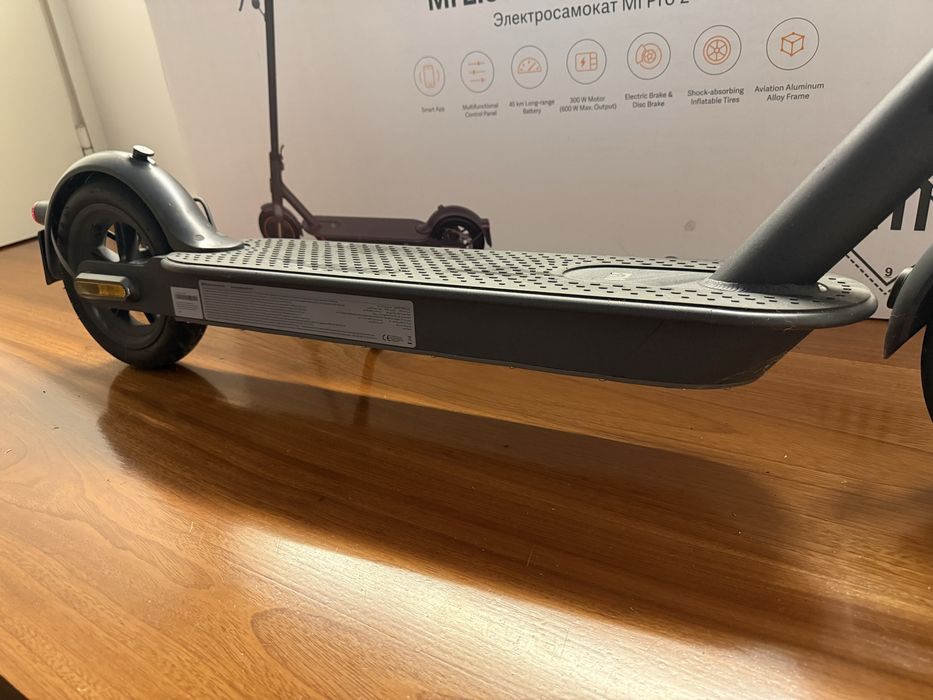 Trotinete Xiaomi Mi Electric Scooter Pro 2 + pneu suplente + caixa