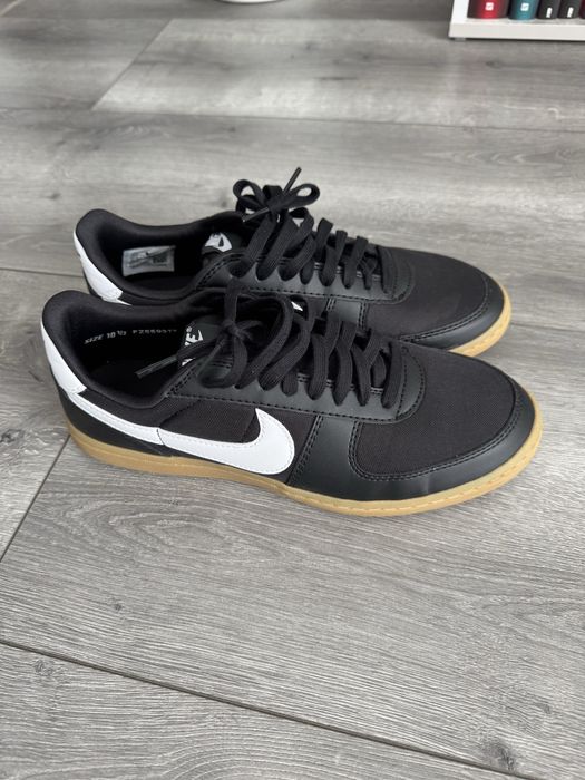 Кровіски nike us 10.5 унісекс