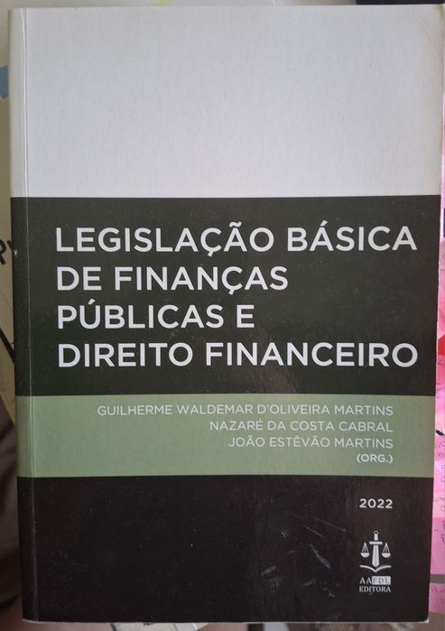 Livros/Códigos de Direito