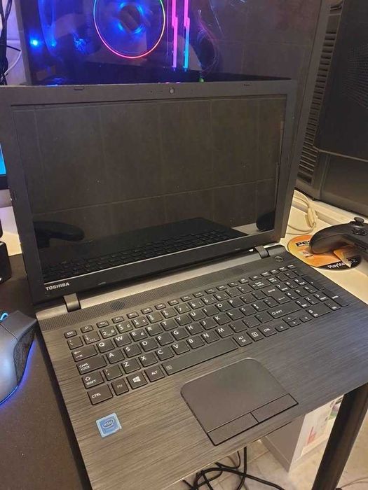 Portátil Toshiba Satellite C55