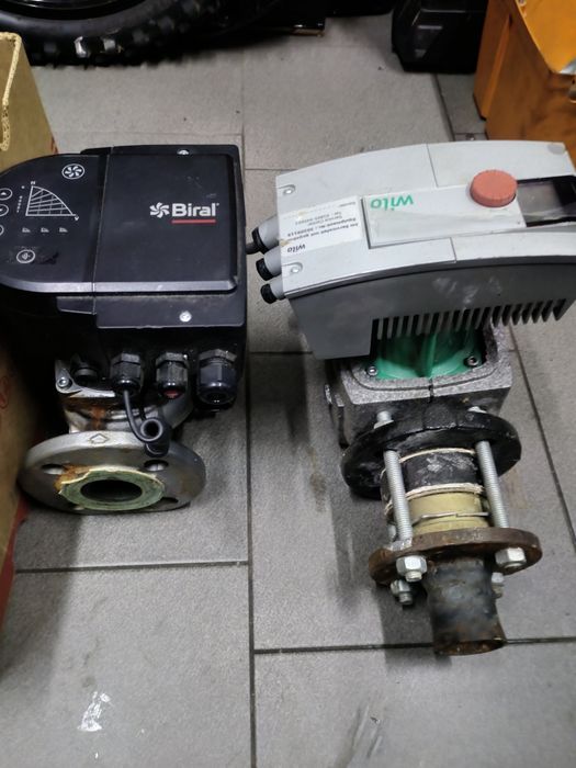 Pompa C.O.Grundfos Willo auto adapt ,Stratos pico