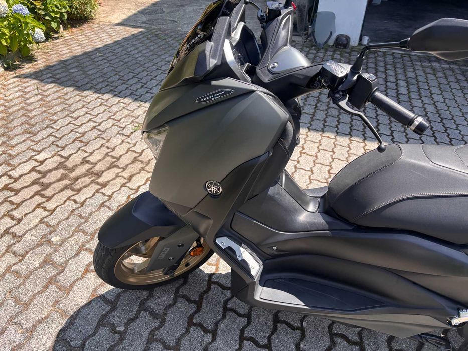Yamaha XMAX 125 Tech MAX 125 (2020) – Único Proprietário – Apenas 13.042 km