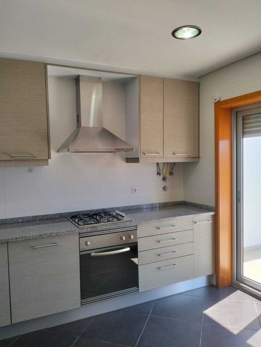 Apartamento independente T2 Vila de Loureiro
