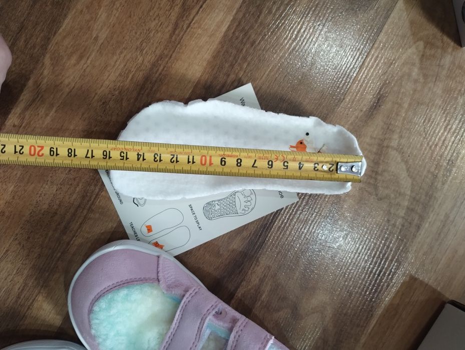 Buty tenisówki ocieplane 27 nowe