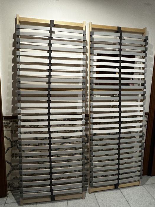 2 estrados individuais