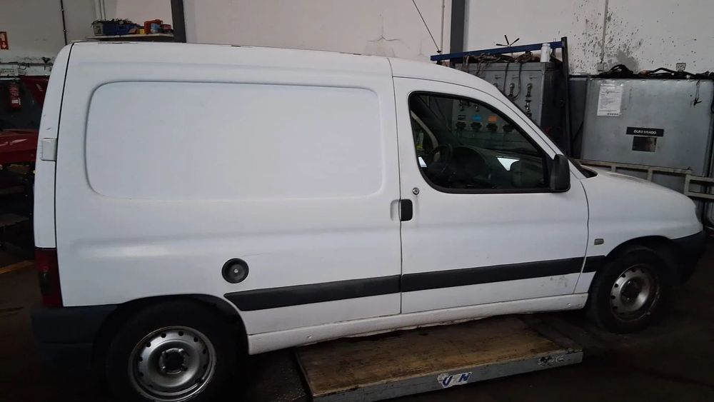 Caixa de Velocidades Peugeot Partner 1.9D de 2000