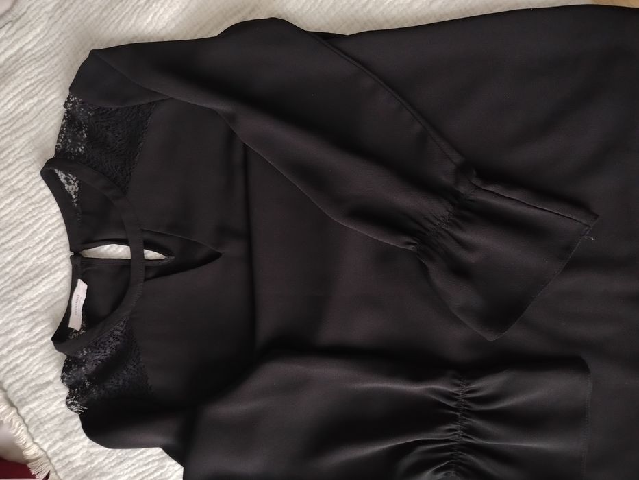 Czarna sukienka z koronkowymi wstawkami rozmiar XL