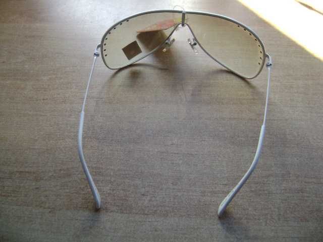 Starocie z PRL - Okulary damskie przeciwsłoneczne 400UV rozstaw 14 cm