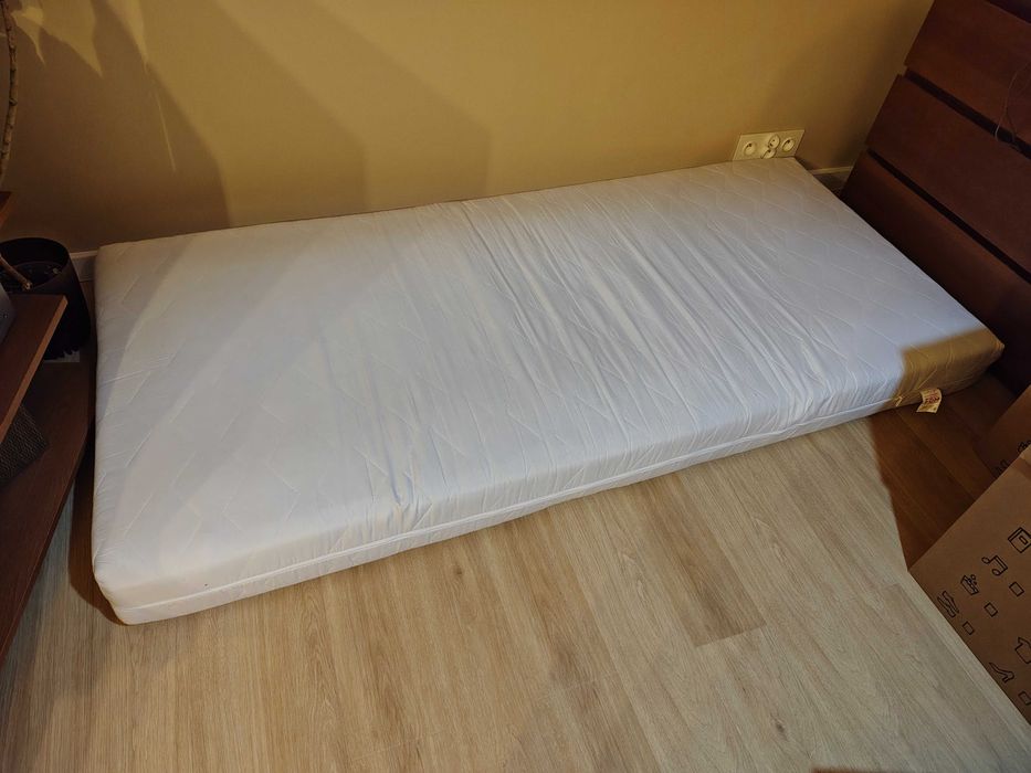 Materac sprężynowy 90x200cm