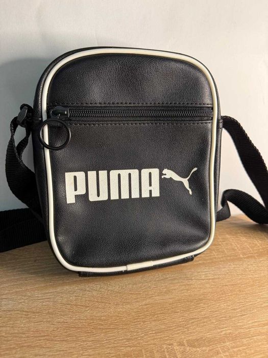 Saszetka Puma Czarna Nowa