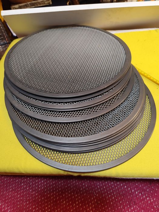 Grelha para pizzas ou grelhados