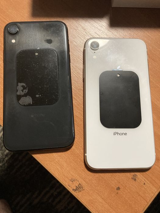 Iphone Xr 64 black, 128 white ЦЕНА ЗА ДВА
