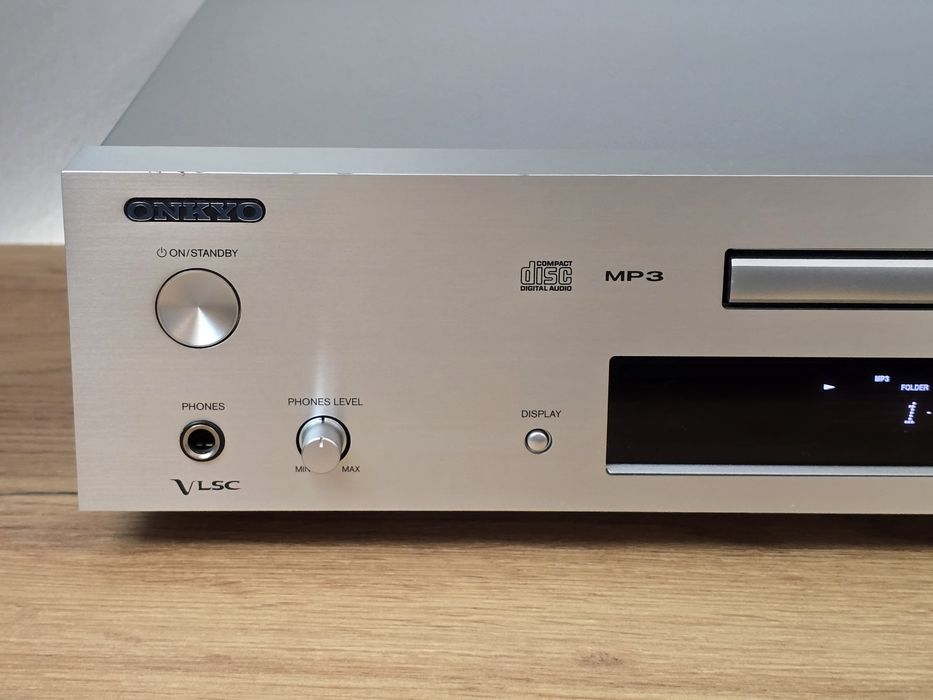 Onkyo C-7030 Odtwarzacz CD MP3 Pilot
