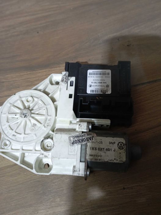 Silniczek podnoszenia szyby lewy przód VW Touran, 1K0.959 793 H