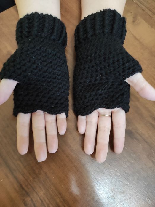 Mitenki czarne akrylowe