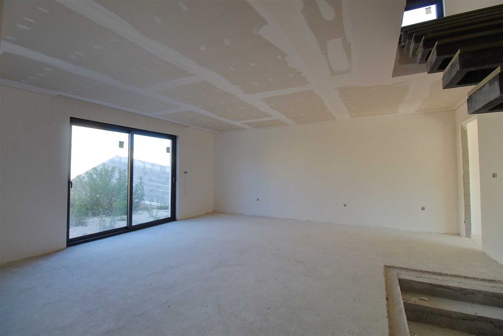 Moradia T4+1 - Santiago de Piães _ Cinfães