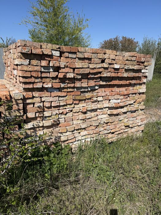 Продам б/у кирпич