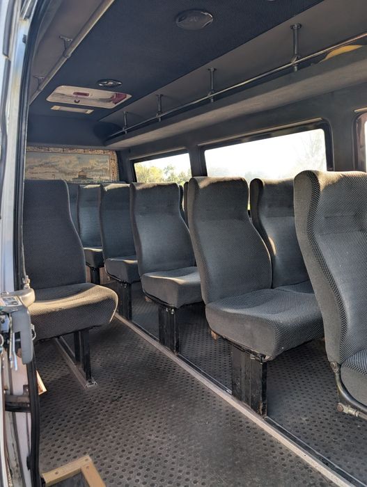 Mercedes sprinter   18 місць