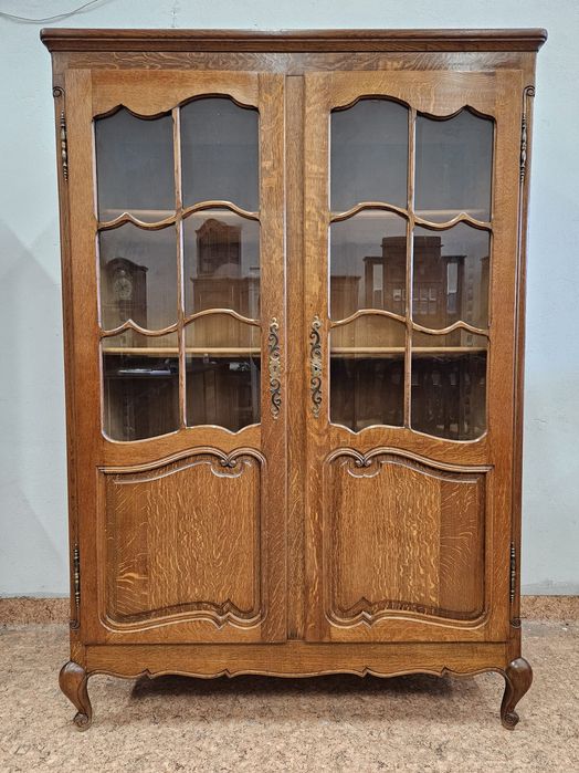 Ładna stylowa biblioteczka Ludwikowska Francja /