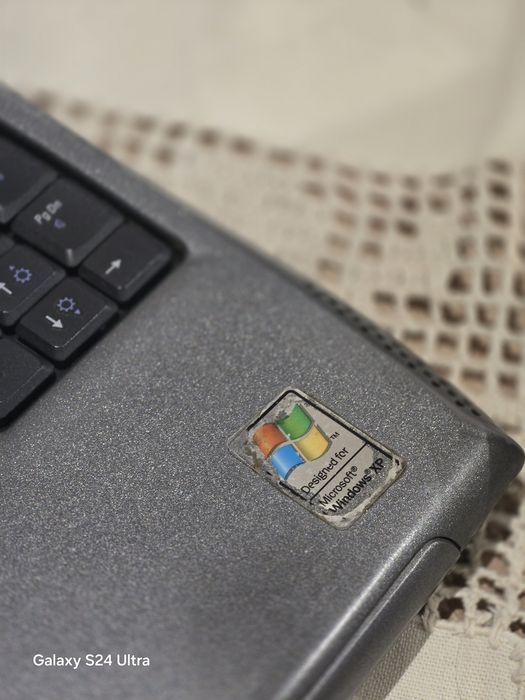 Retro laptop Dell Latitude C400